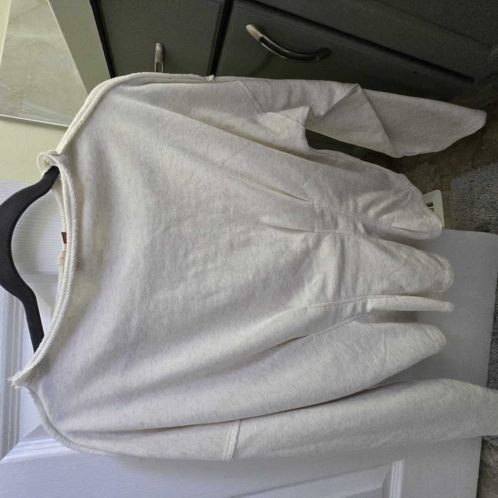 Cream Long Sleeve Sweatshirt